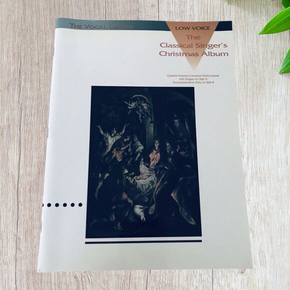 Classical Singer's Christmas Album Low Voice Sheet Music with Cassette Accomp. - Picture 1 of 4